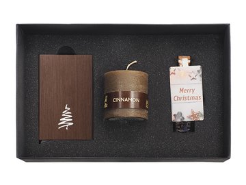 коричневий